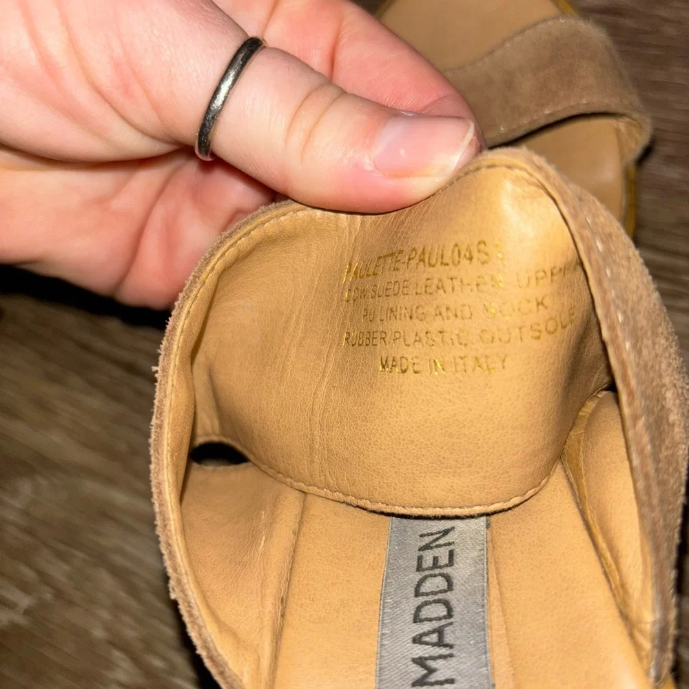 Steve Madden EUC Wedges
